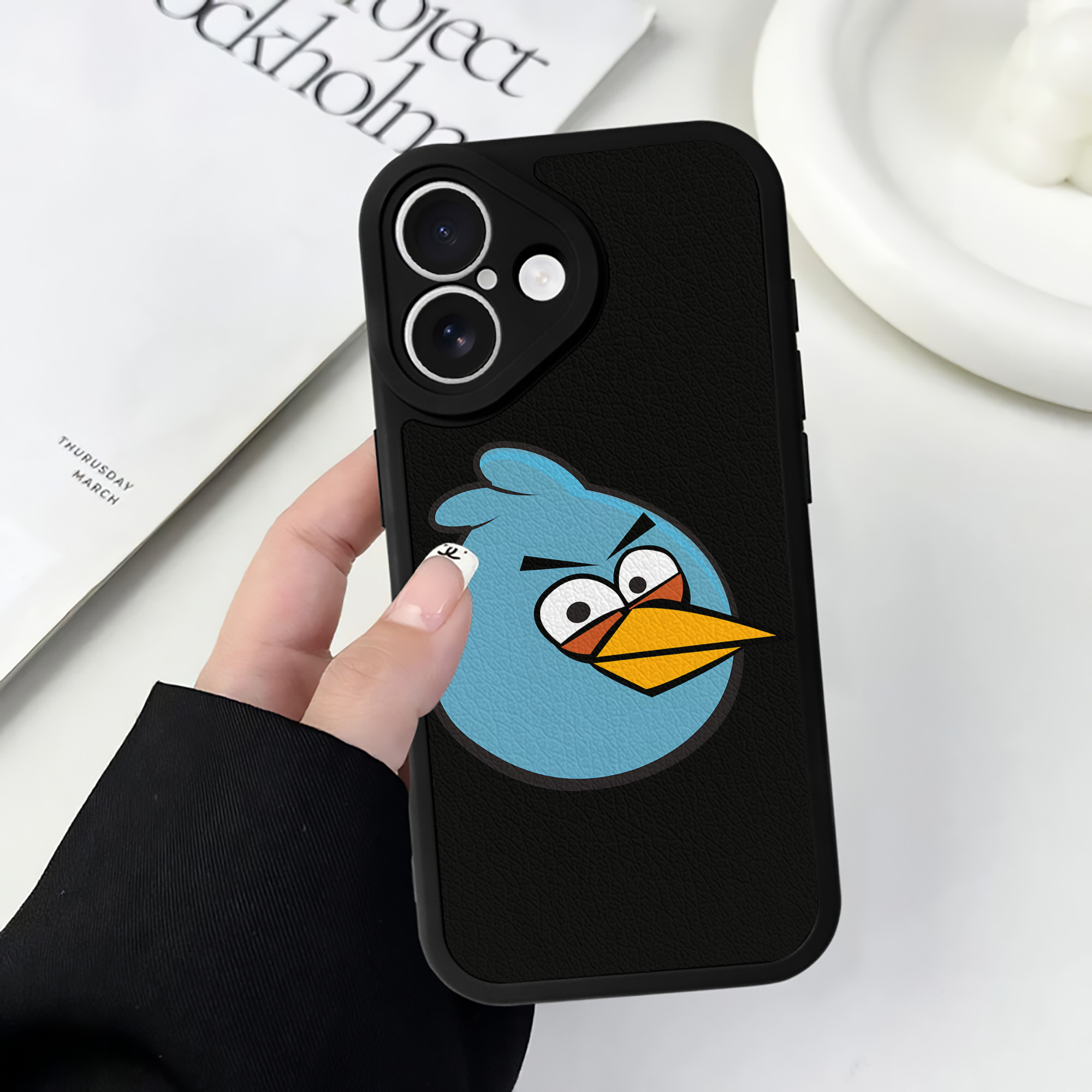 （画像用） Angry Birds アングリーバード 【iPhone 16シリーズ対応】シリコンスマホケース（レザー調） 材質：シリコン